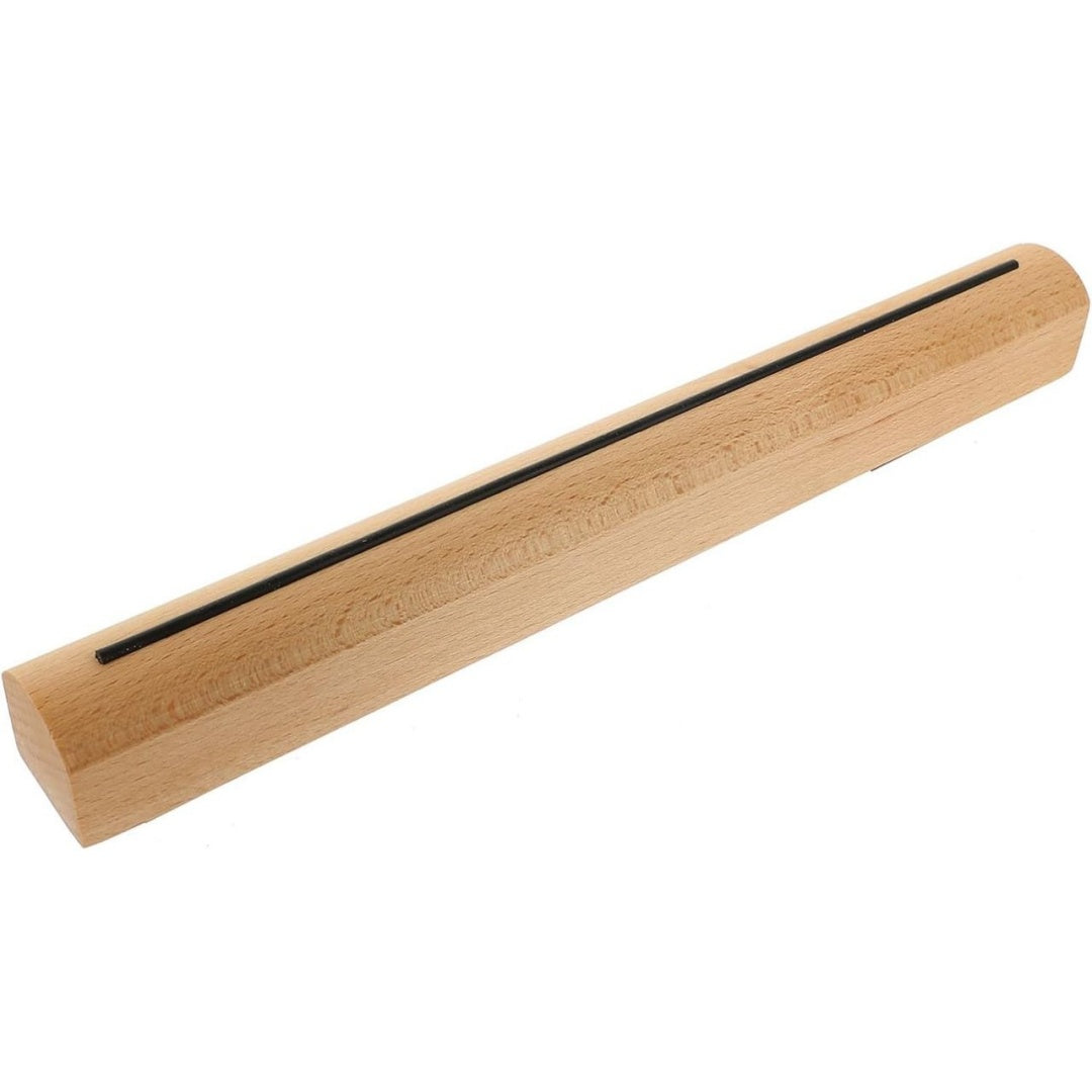 Klares Laptopstaender fuer das aus Holz